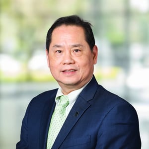 Hom-Lay Wang-living BG